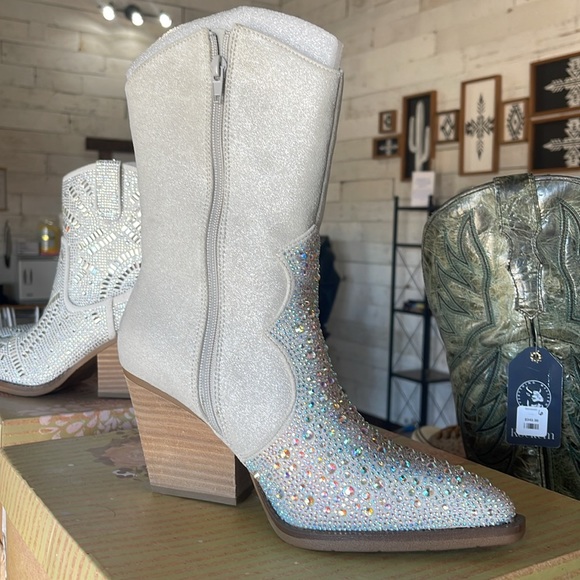 Lux Cream Rhinestone Boots - Picture 2 of 5